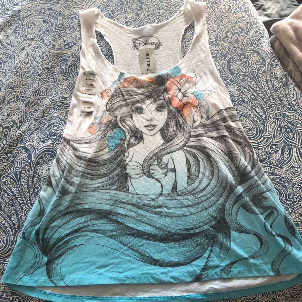 Super Cute Disney Ariel Tee! 🧜‍♀️💙